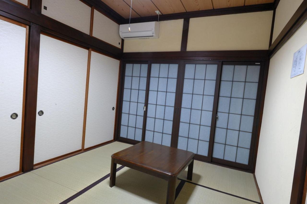 Guesthouse Iwase Toyama Exterior photo